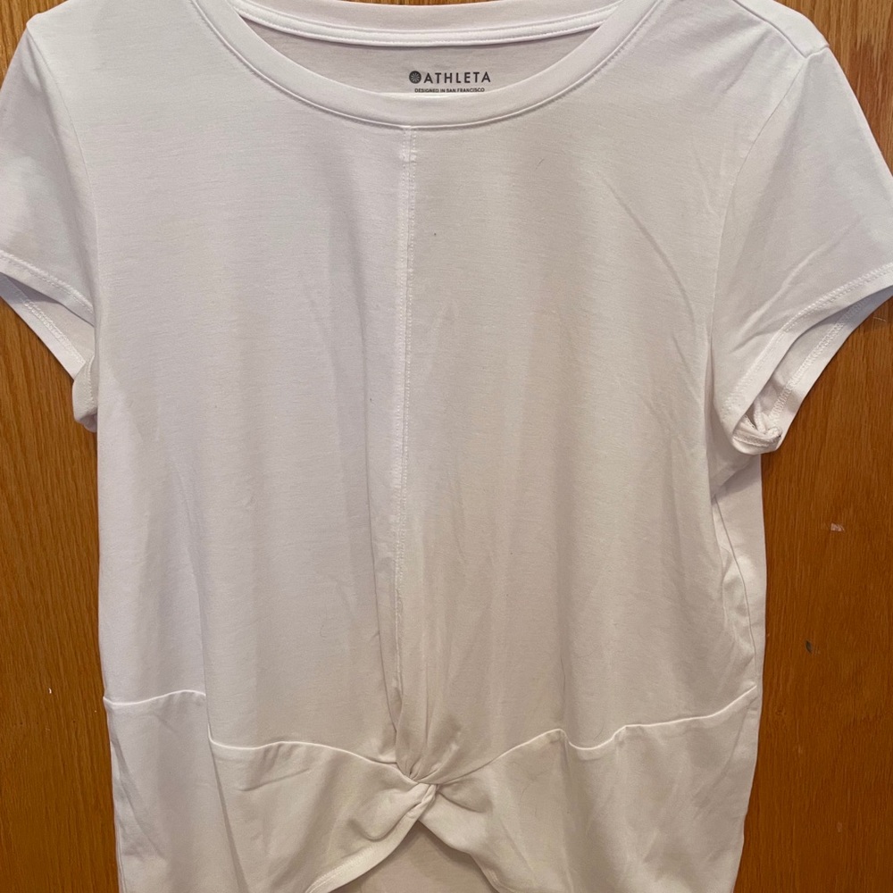 Athleta tshirt